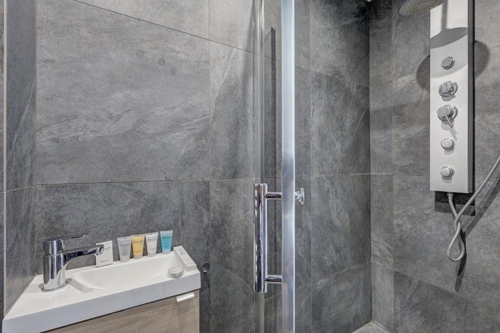 127 Suite Moshe - Superbe Appartement A Paris. Exterior foto